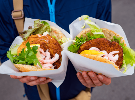 zdrowy fast food - burger z krewetkami