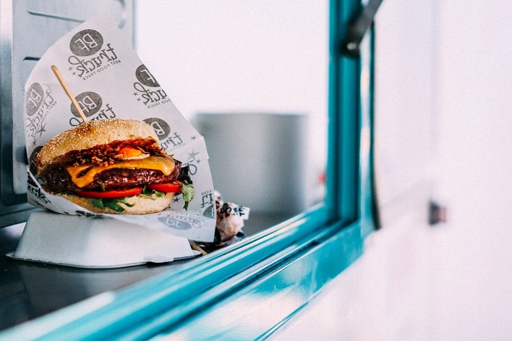O czym należy pamiętać wybierając samochód na food trucka? – Instanco ...