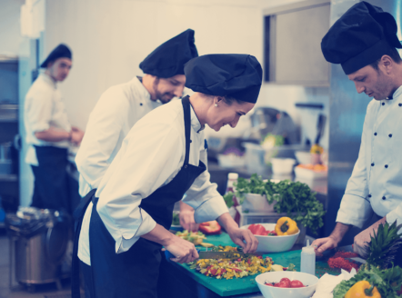 szkolenie kucharzy w restauracji
